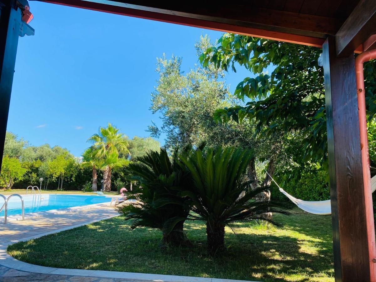Villa Anita San Michele Salentino Kültér fotó
