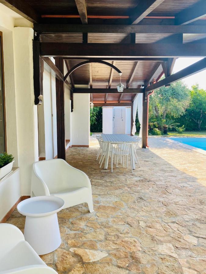 Villa Anita San Michele Salentino Kültér fotó
